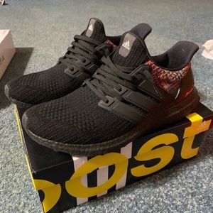 Adidas ultraboost MiAdidas multicolor sz 11